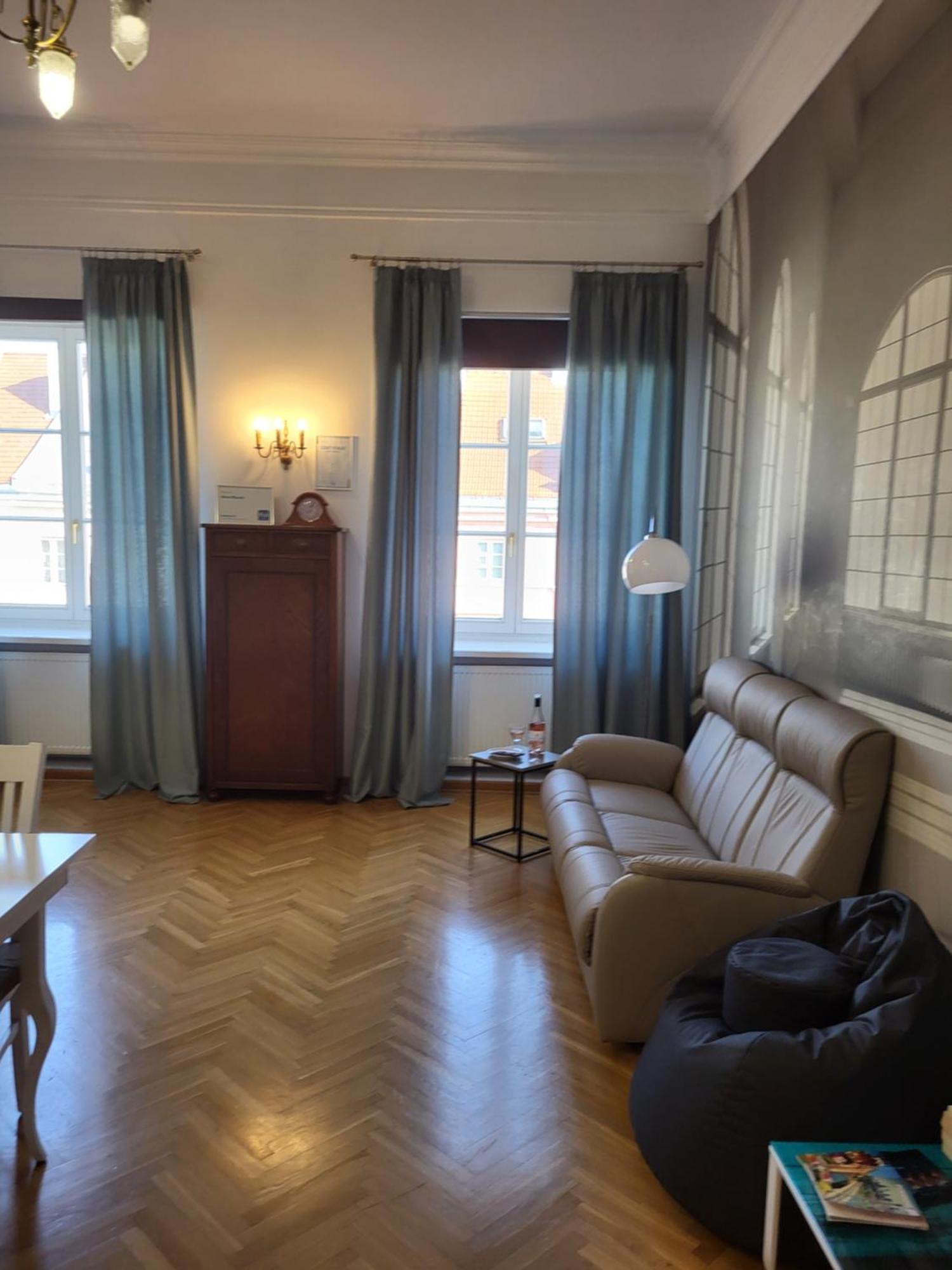 Novo Mundo Apartment *